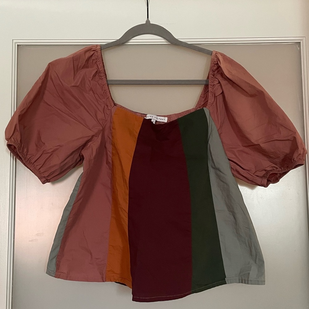 Short sleeve top